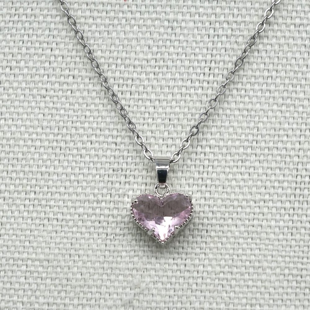 Necklace set with earrings and baby pink crystals. - Picture 4 of 4